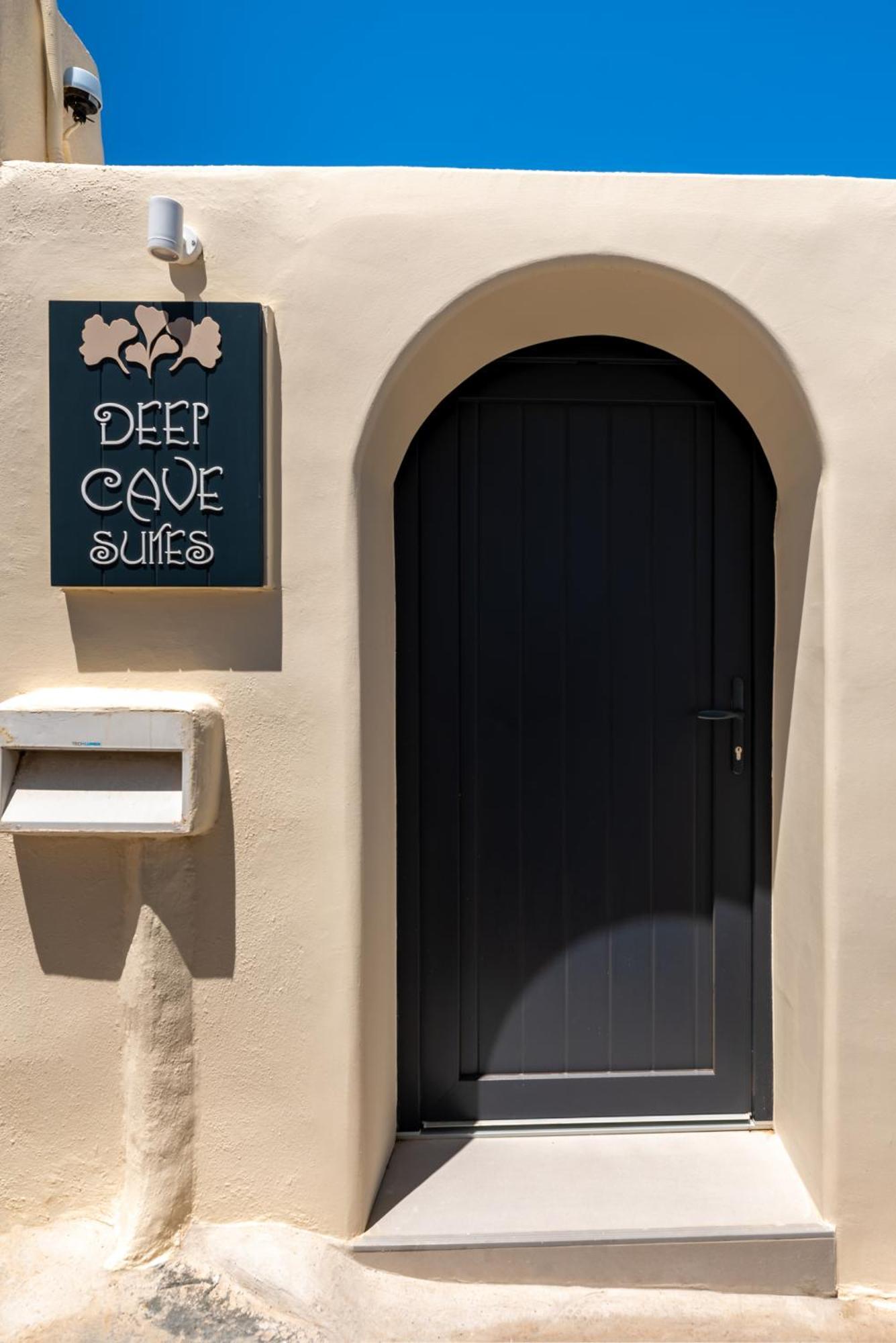 Deep Cave Suites Kontochori Fíra Kültér fotó