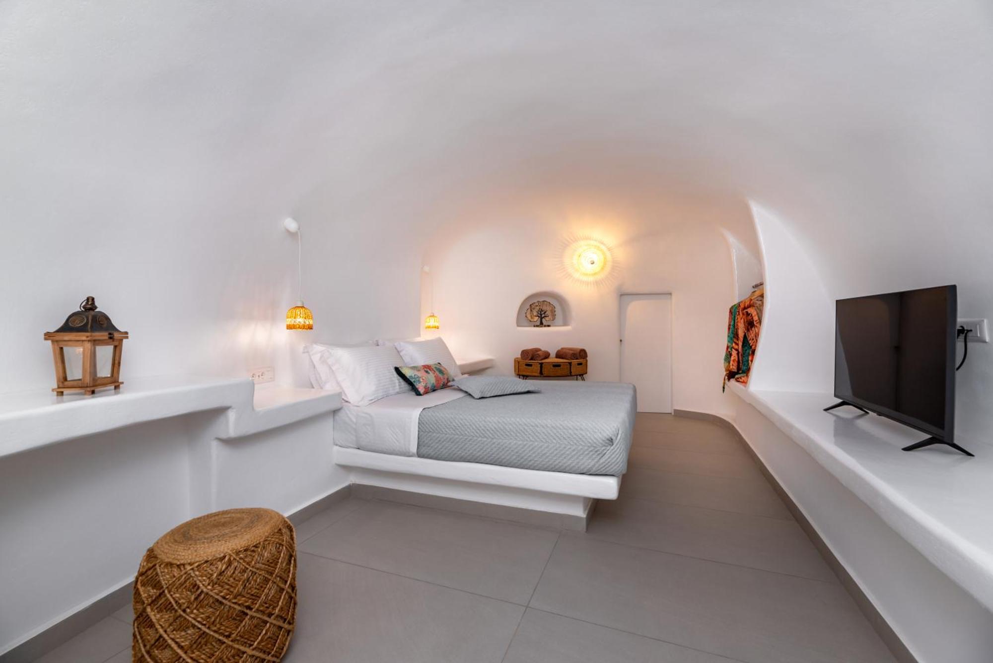 Deep Cave Suites Kontochori Fíra Kültér fotó