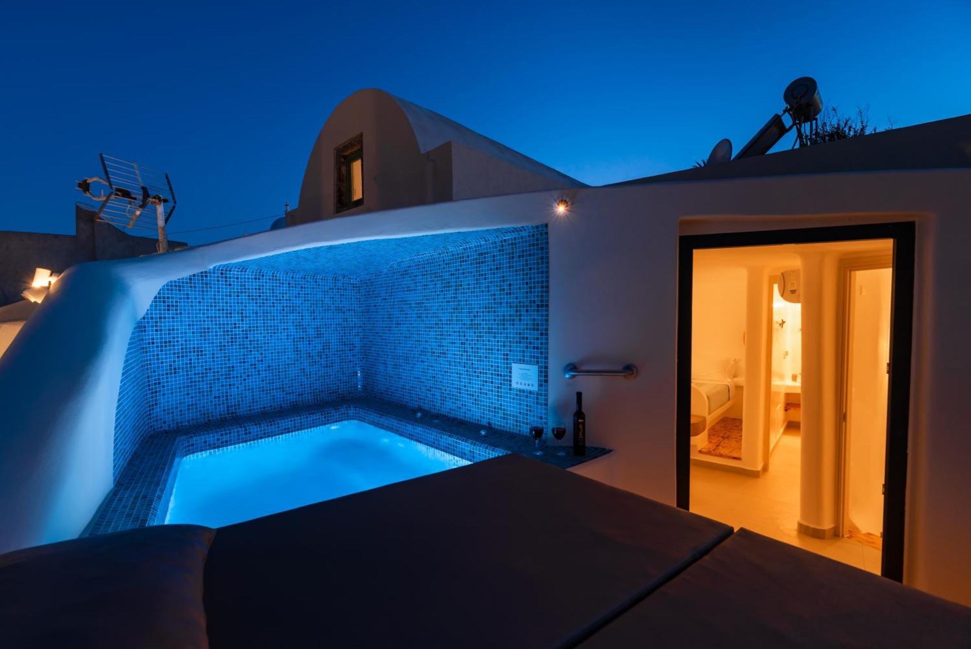 Deep Cave Suites Kontochori Fíra Kültér fotó
